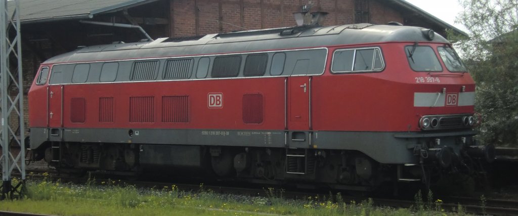 Die 218 397 in Stralsund abgestellt am 17.9.2011