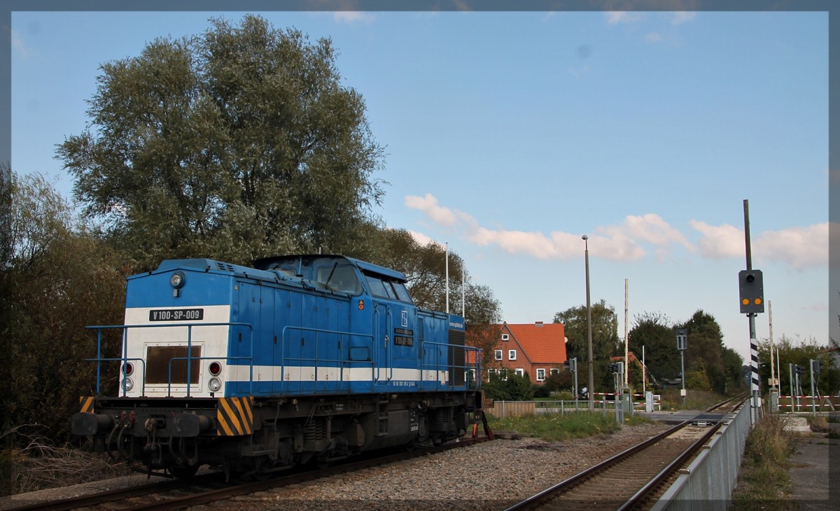 203 129 ( V100-SP-009 ) von Spitzke abgestellt in Möllenhagen am 01.10.2013