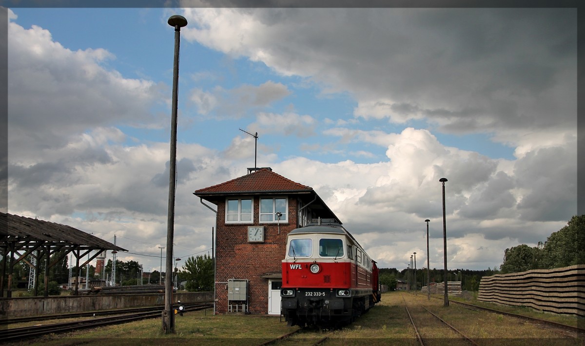 232 333 der WFL abgestellt in Neustrelitz-Süd am 26.05.2015