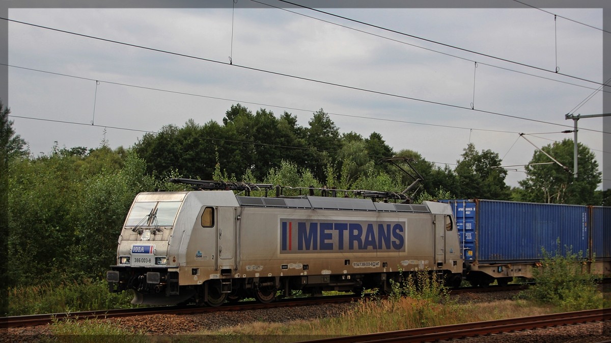 Metrans 386 003 in Hagenow Land in Richtung Berlin fahrend am 19.09.2015