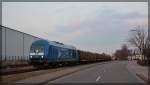 br-223-eurorunner/484463/223-052-2--253-015- 223 052-2 ( 253 015 ) der Press wartet auf die fertigstellung der Beladung im Bahnhof von Torgelow am 08.03.2016