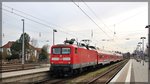 112 165 mit RE5 nach Stralsund Hbf am 03.04.2016 bei der Ausfahrt aus Neustrelitz Hbf 