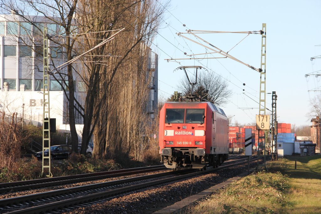 145 036 fuhr als LZ am 14.01.2012 durch Hamburg Unterelbe