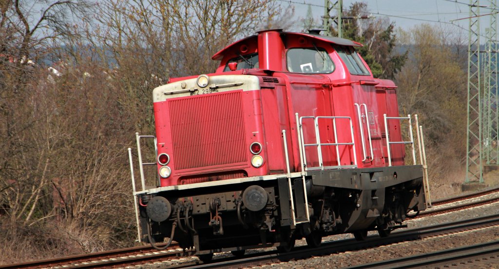 Die 212 298 auf Leerfahrt bei Fulda am 2.4.2012!