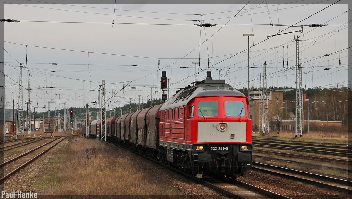 232 241-0 in Neustrelitz HBF am 13.12.2014.