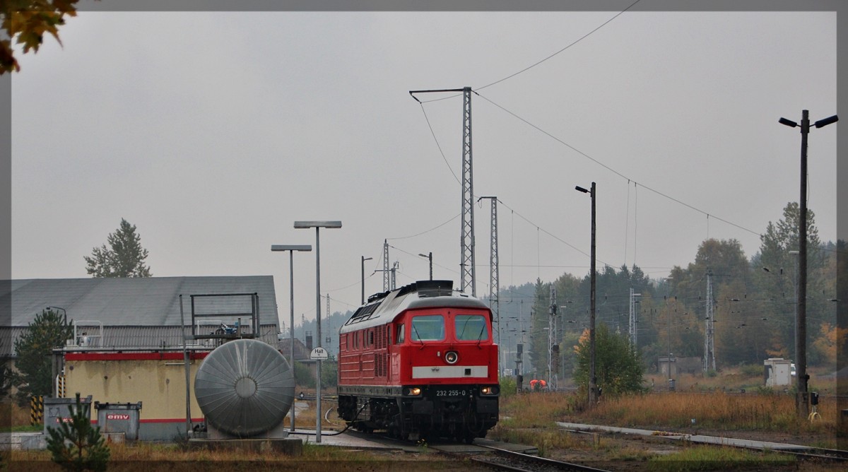 232 255 in Neustrelitz beim Tanken am 15.10.2015