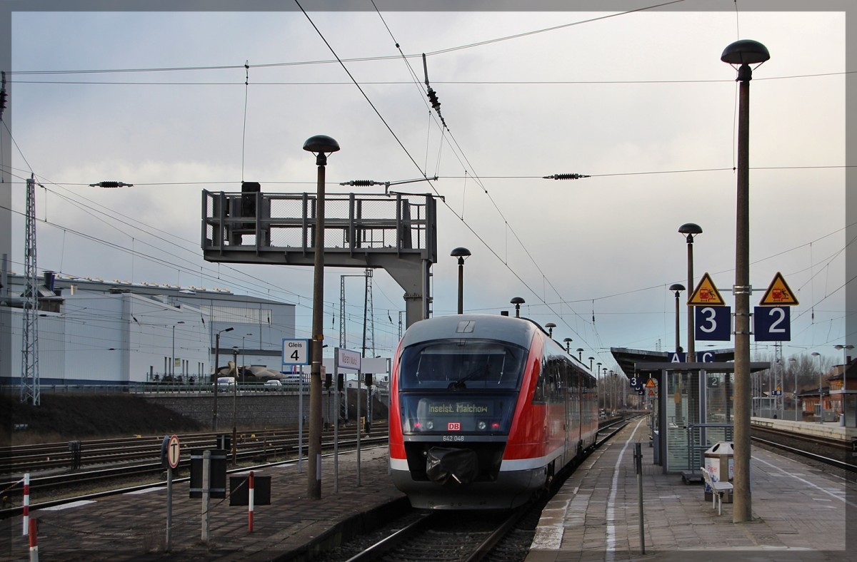 642 048 als RB15 nach Inselstadt Malchow in Waren (Müritz) bei einer Pause am 23.02.2016