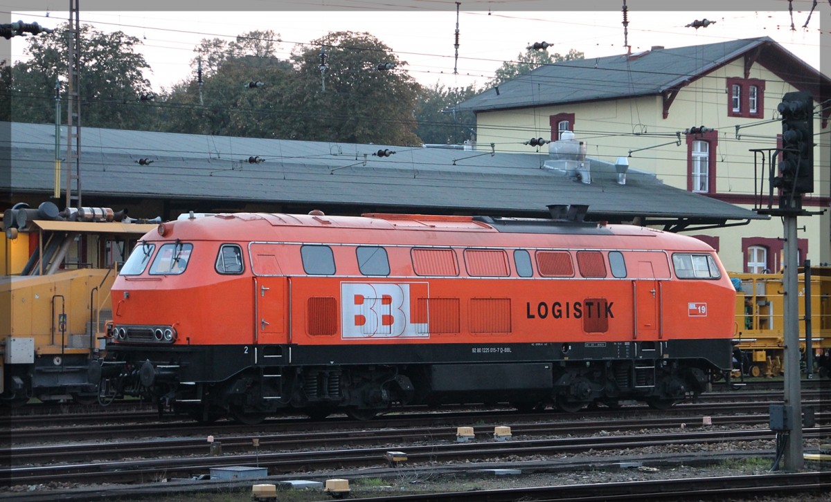 BBL Lok 19 (225 015) in Neurandenburg abgestellt am 05.10.2014