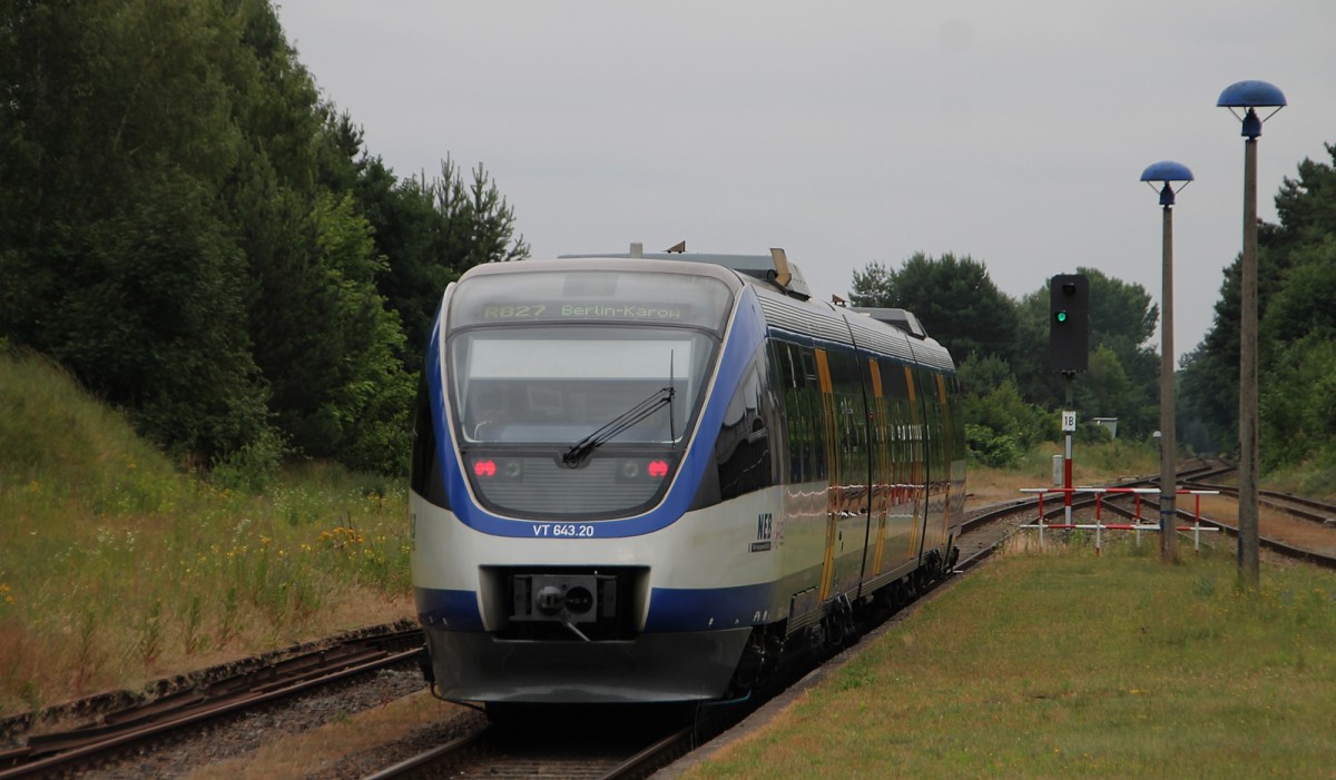VT 643.20 der NEB bei der Ausfahrt aus dem Bahnhof Basdorf am 19.6.2014.