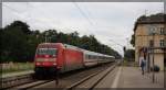 101 031 mit einem IC in Richtung Hamburg von Schwerin kommend in Hagenow Land bei der Durchfahrt am 19.09.2015